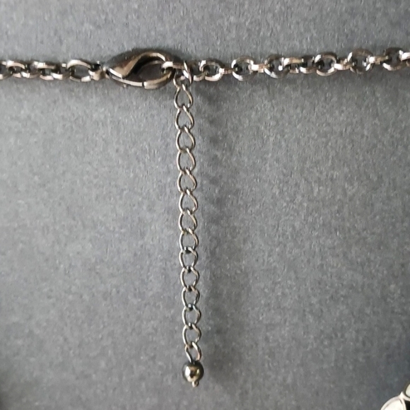 Gunmetal and Rhinestone floral Statement Necklace - Picture 3 of 4